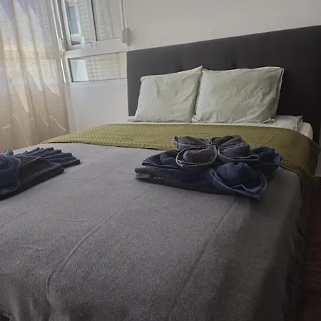 Tao Center With Fee Wifi And Air Con By Namaste Elite *