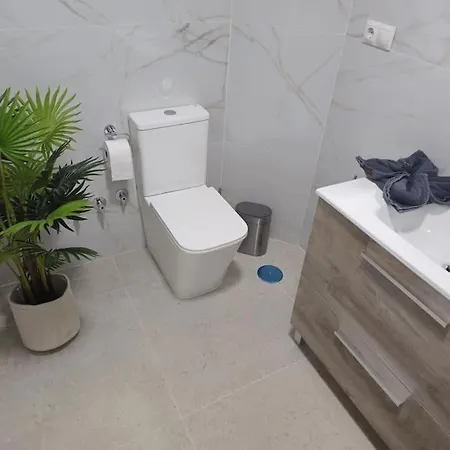 Tao Center With Fee Wifi And Air Con By Namaste Elite * Τορρεμολίνος